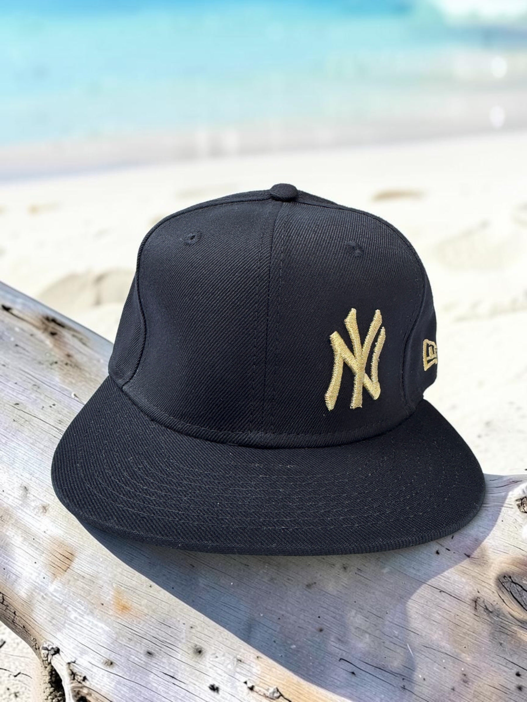 Black and Gold NewYork SnapBack