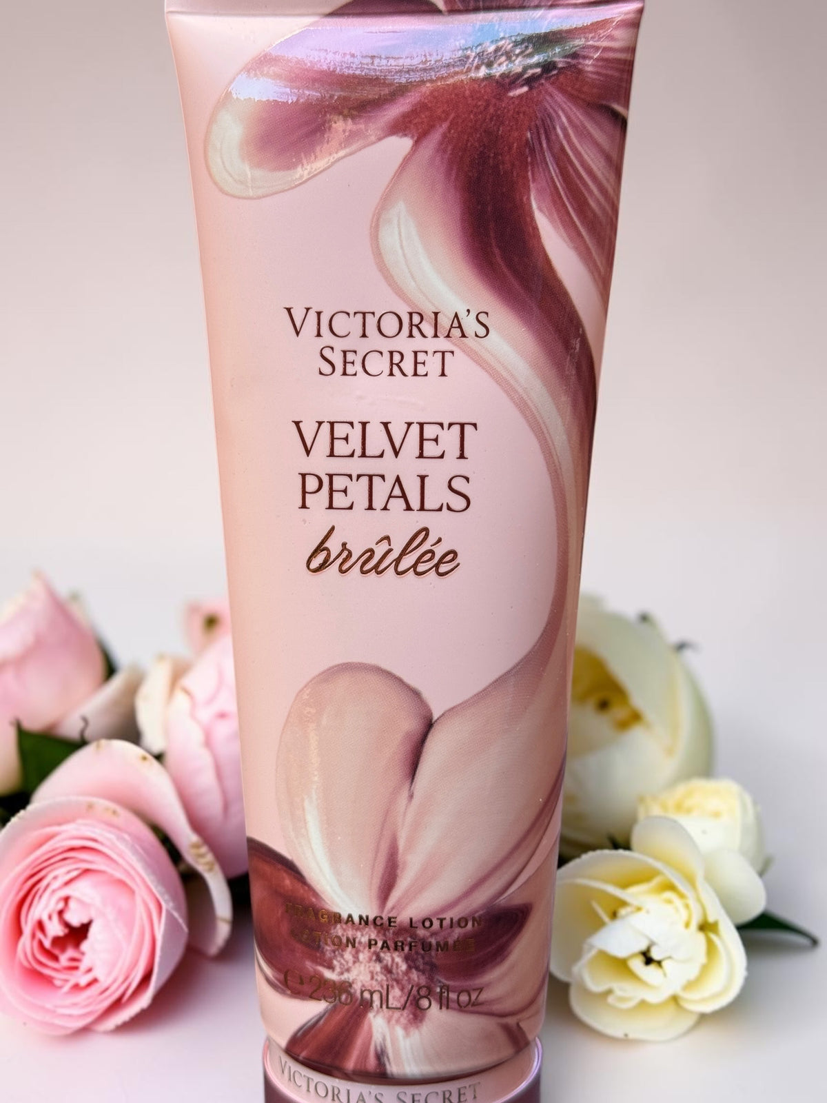 VS Velvet Petals Brulee Fragrance Lotion