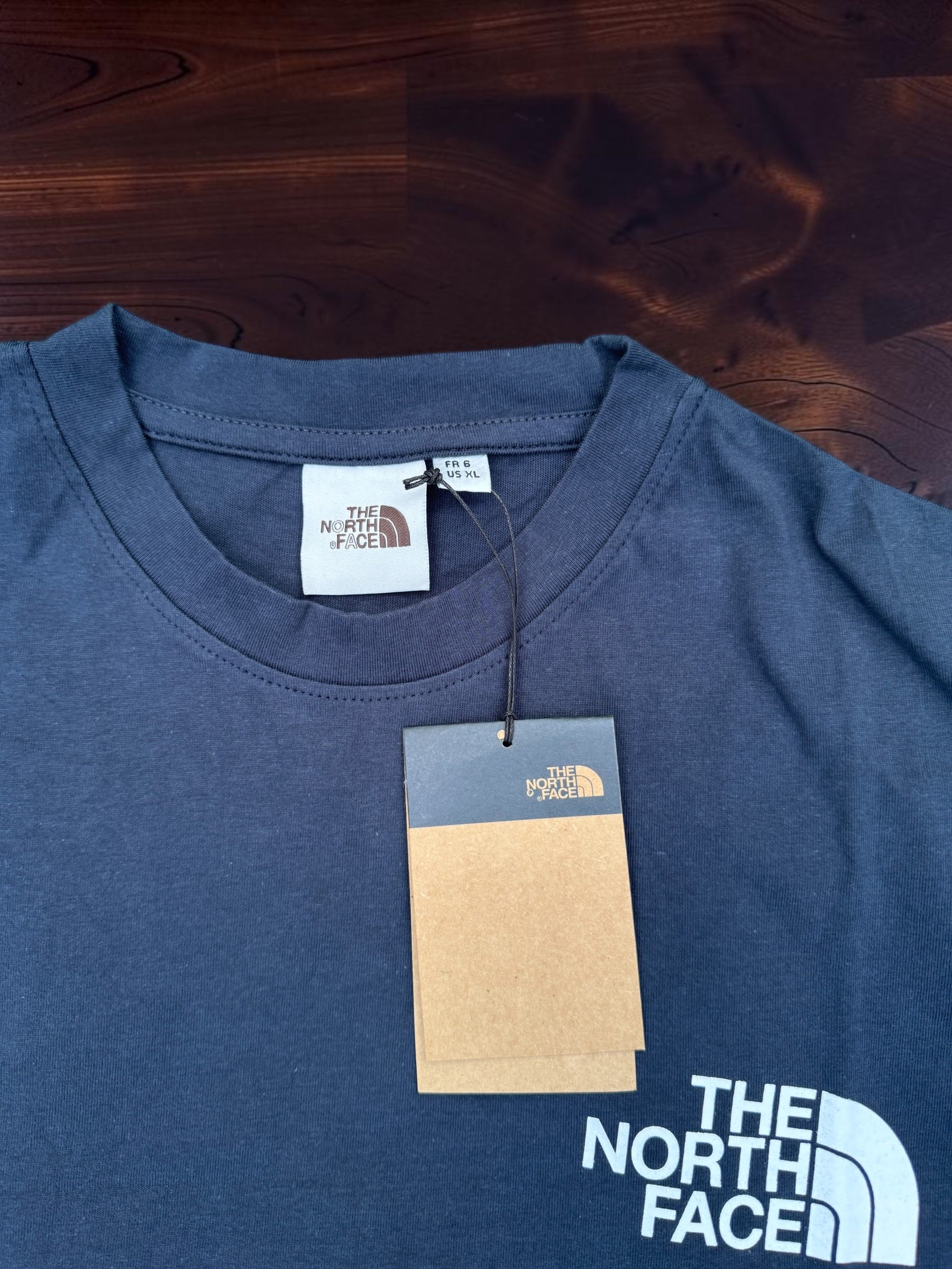 New And Exclusive Quality Made Black Graphic T-shirt