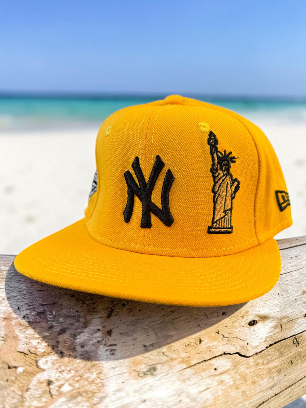Yellow And Black Statue of Liberty BaseBall Snapback